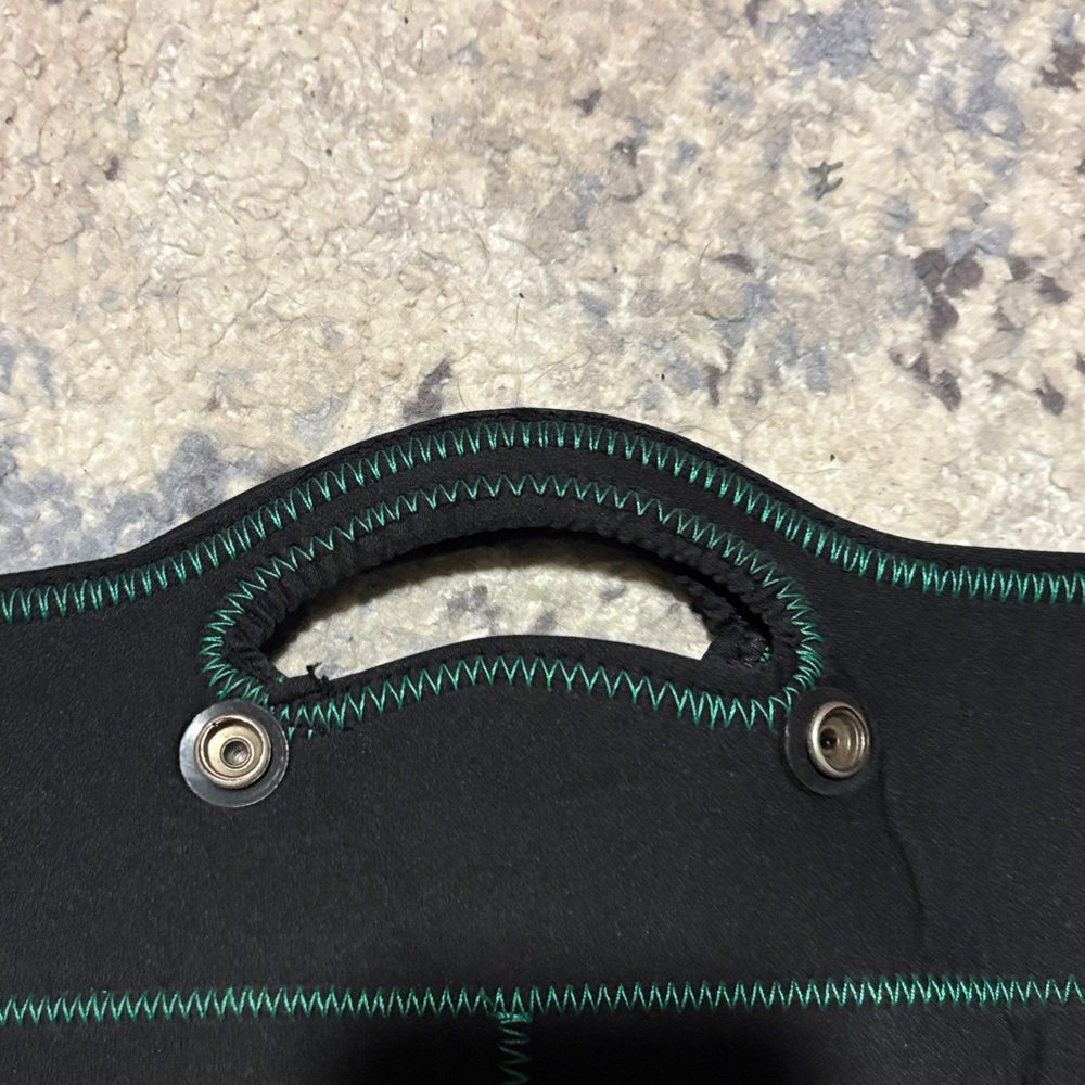 REVERSIBLE Sharper Image Green Laptop Bag for Men - Picture 7 of 8